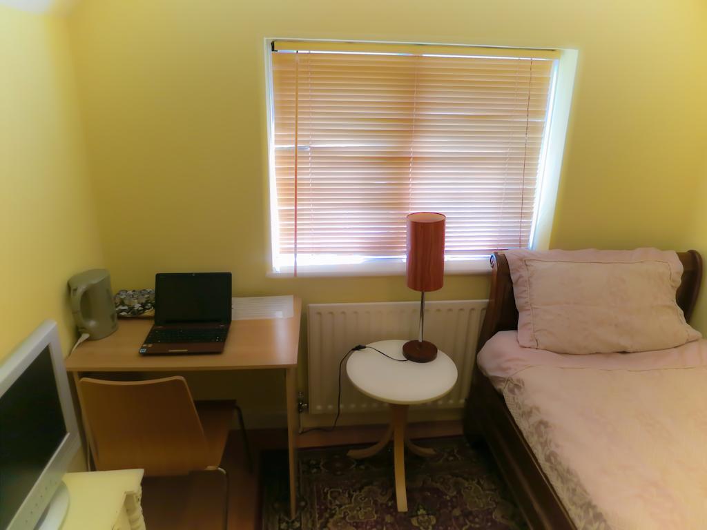 Angel View Bed & Breakfast Guildford Room photo